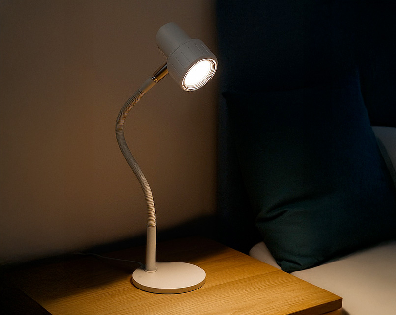 High Definition Height Adjustable Floor Light