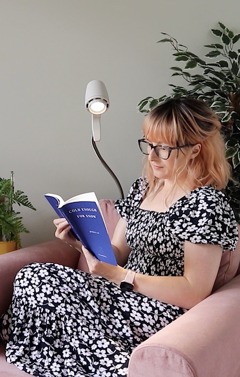 Reader using HD Original Light