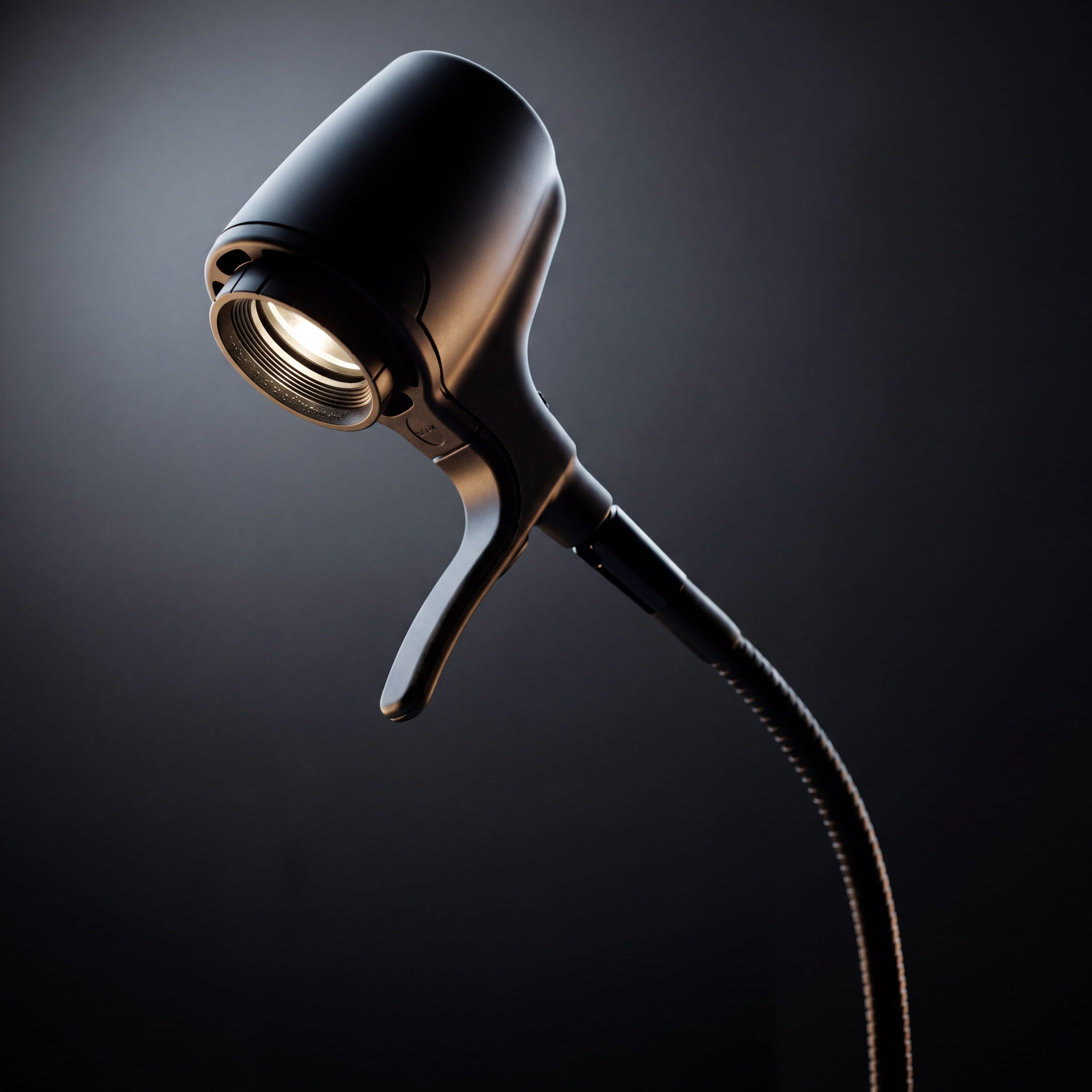 HD Original lamp head in close-up, half price in the 2026 factory clearance.