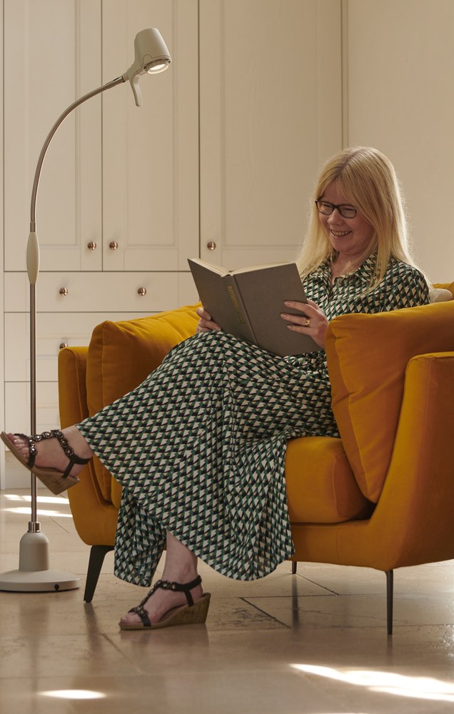 Reader using HD Original Light